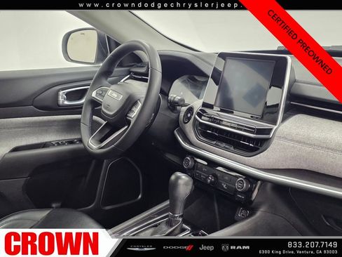 Certified 2022 Jeep Compass Latitude image 11