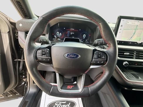Certified 2025 Ford Explorer ST image 13