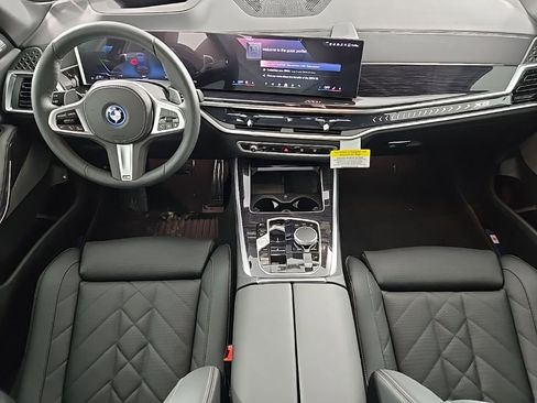 New 2026 BMW X5 xDrive50e w/ M Sport Package AWD/4WD image 15