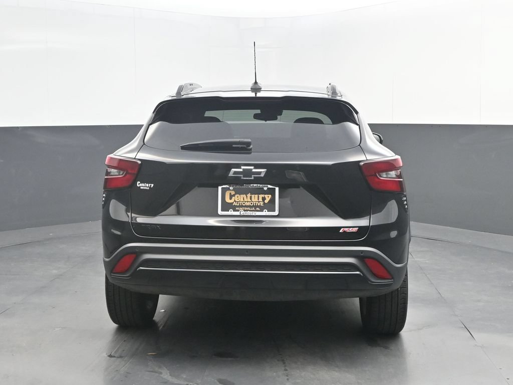 Used 2025 Chevrolet Trax RS w/ Driver Confidence Package FWD image 6
