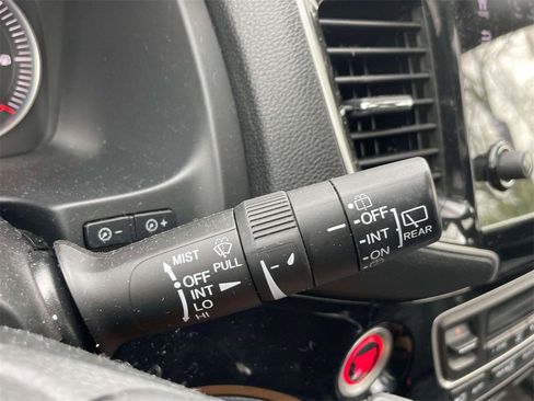 Certified 2022 Honda Pilot Touring image 25