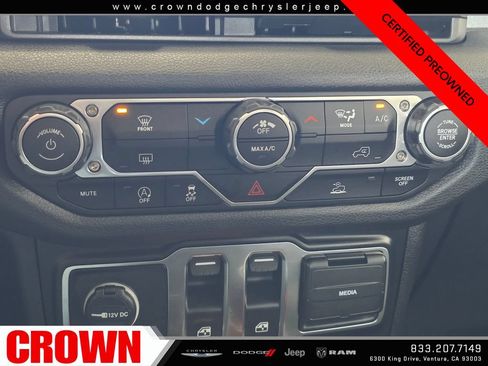 Certified 2025 Jeep Wrangler Sport AWD/4WD image 24