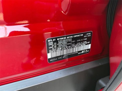 New 2025 Mitsubishi Outlander SE image 35