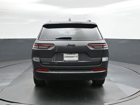 New 2025 Jeep Grand Cherokee L Altitude image 8