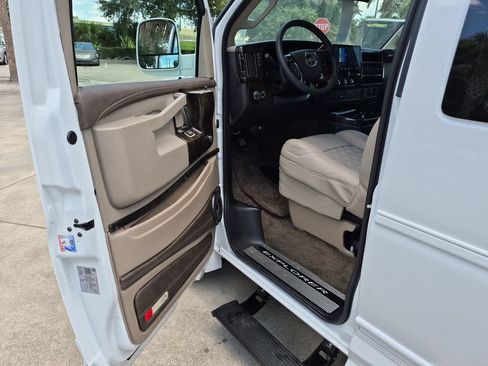 New 2026 Chevrolet Express 2500 Extended w/ Driver Convenience Package RWD image 8