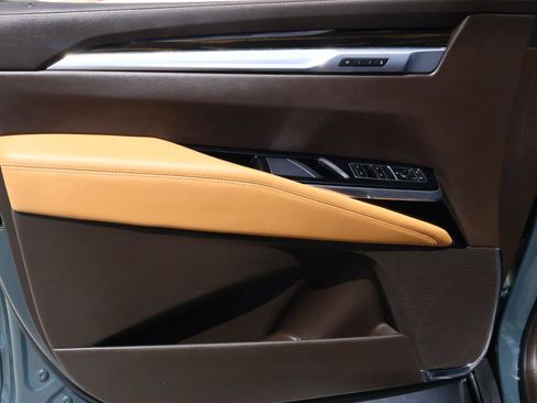 Certified 2025 Cadillac Escalade Premium Luxury w/ LPO, Floor Liner Package RWD image 22