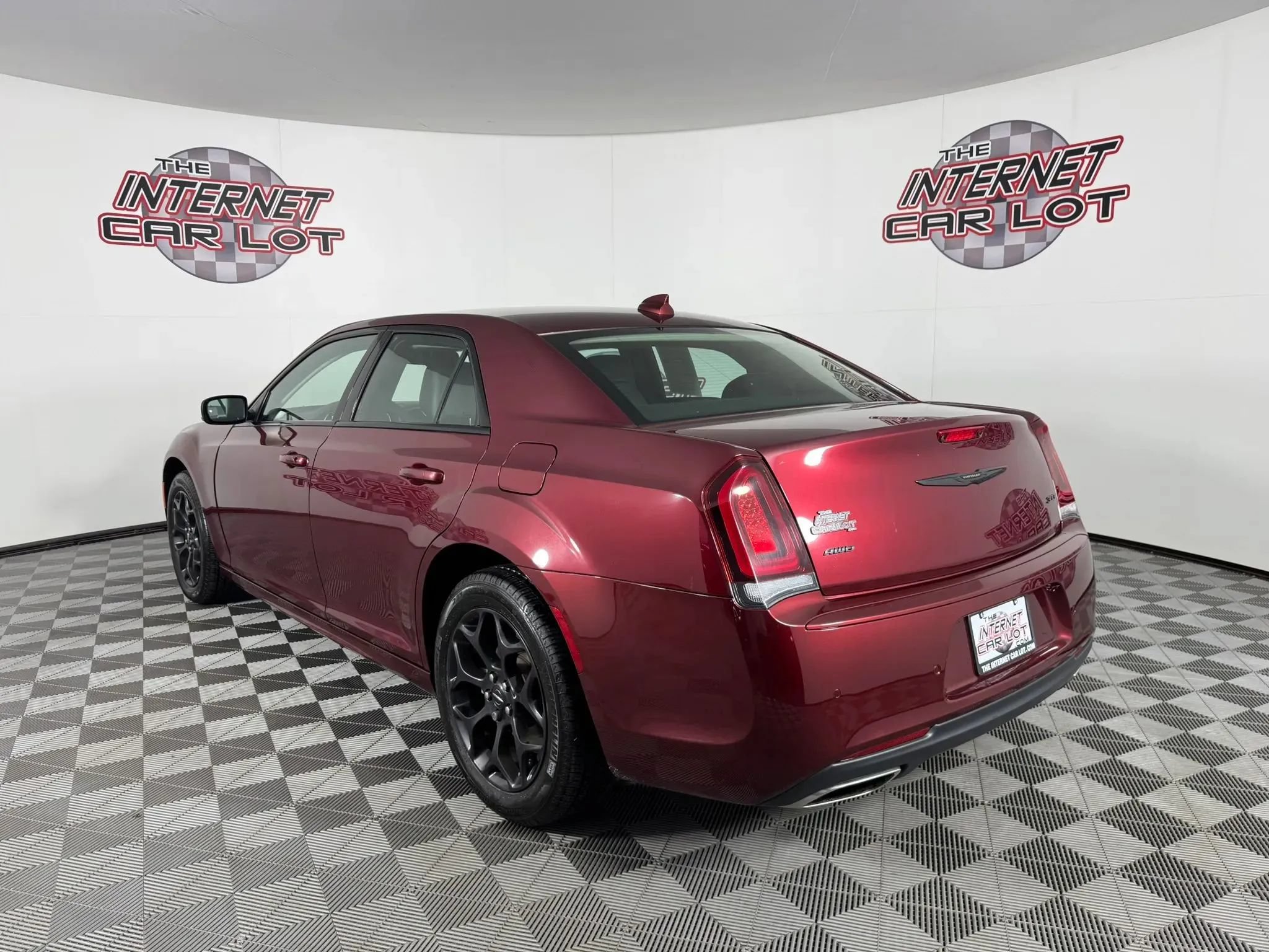 Used 2023 Chrysler 300 Touring L w/ Comfort Group AWD/4WD image 5