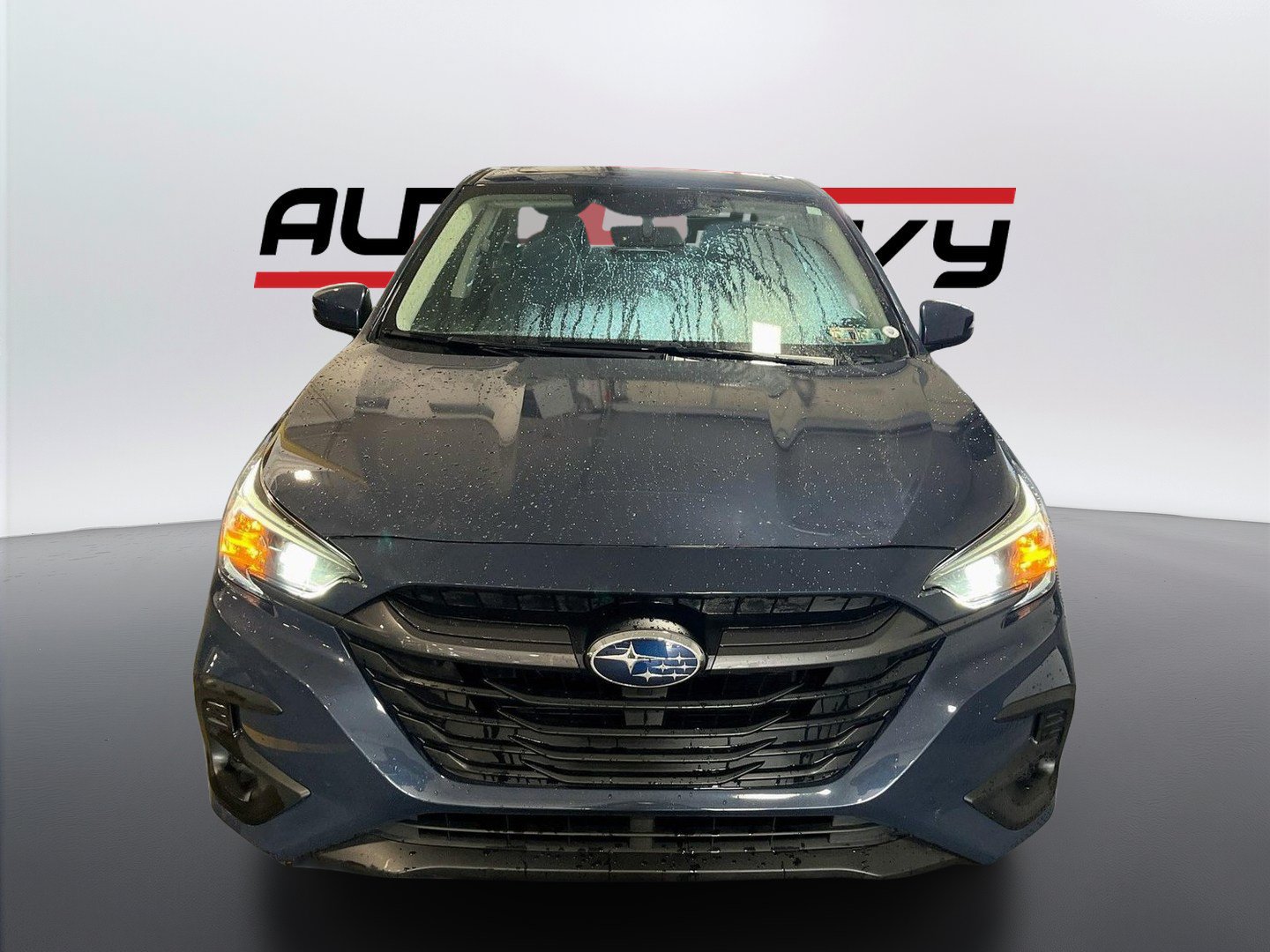 Used 2025 Subaru Legacy Limited AWD/4WD image 2