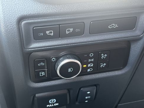 Certified 2024 Ford F150 Platinum AWD/4WD image 23