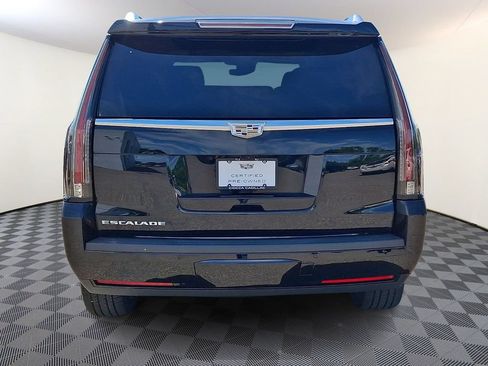 Used 2019 Cadillac Escalade Premium Luxury AWD/4WD image 5