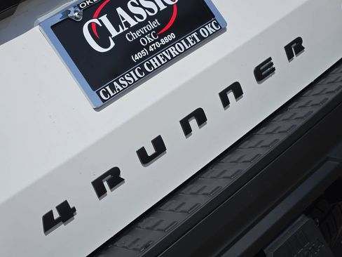 Used 2025 Toyota 4Runner TRD Off-Road image 33