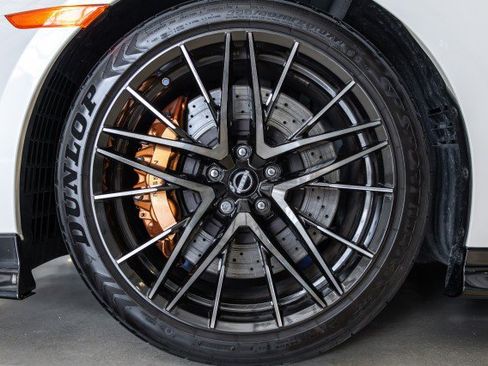 Used 2023 Nissan GT-R Premium w/ Premium Interior Package AWD/4WD image 45