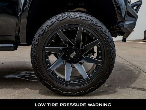 Used 2019 Chevrolet Silverado 1500 RST w/ All-Star Edition AWD/4WD image 11
