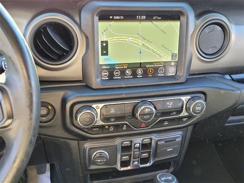 Used 2021 Jeep Wrangler Unlimited Willys image 19