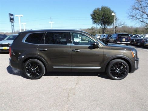 Used 2021 Kia Telluride SX image 4