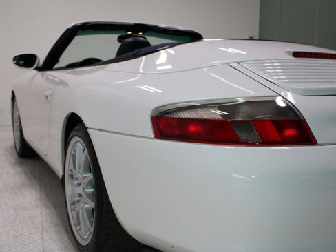 Used 2002 Porsche 911 Cabriolet image 37