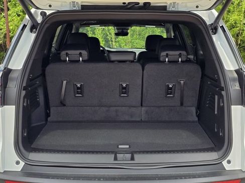 New 2026 GMC Acadia Elevation w/ Black Edition FWD image 8