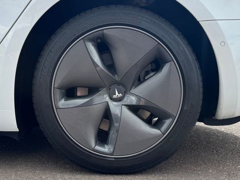 Used 2020 Tesla Model 3 Long Range image 12