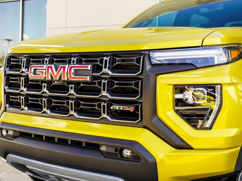 Used 2023 GMC Canyon AT4 w/ Canyon Safety Plus Package image 2