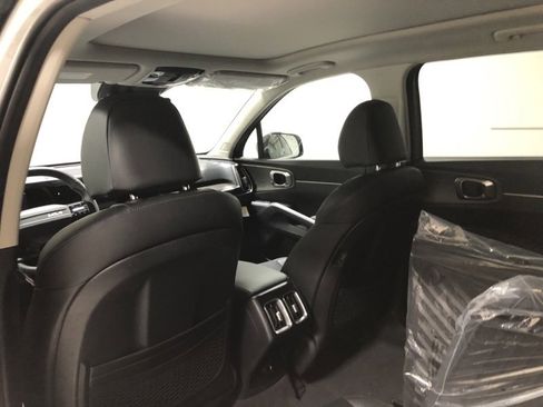 New 2026 Kia Sorento X-Line EX image 18