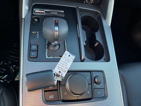 New 2024 MAZDA CX-90 Plug-In Hybrid w/ Premium Plus image 24