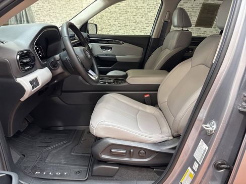 Used 2025 Honda Pilot EX-L image 25