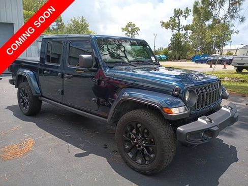 Certified 2025 Jeep Gladiator Sport AWD/4WD image 6