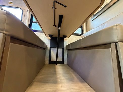 Used 2021 Ford F550 4x4 Regular Cab Super Duty w/ XLT Value Package image 46