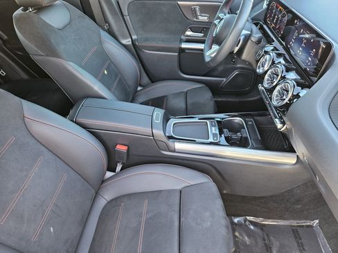 Certified 2025 Mercedes-Benz GLA 250 image 15