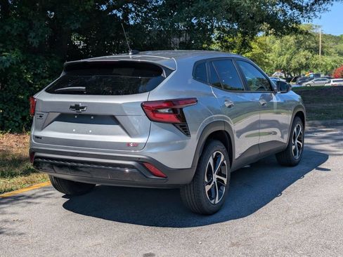 New 2026 Chevrolet Trax RS w/ Sunroof Package FWD image 2