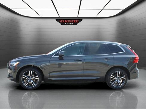 Used 2019 Volvo XC60 T5 Momentum w/ Multimedia Package image 8