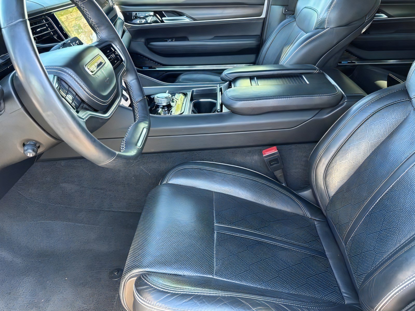 Used 2024 Jeep Grand Wagoneer L Series II w/ Quick Order Packagew 28T AWD/4WD image 22