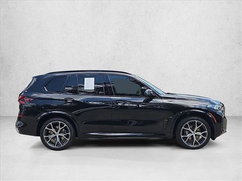 Used 2026 BMW X5 xDrive40i w/ M Sport Package AWD/4WD image 4
