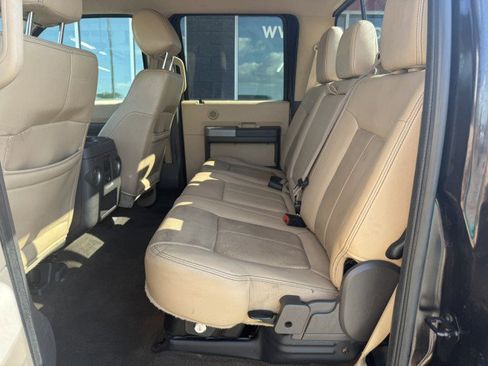 Used 2013 Ford F350 Lariat w/ Chrome Pkg image 4