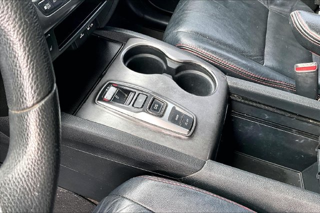 Used 2022 Honda Pilot Sport image 17