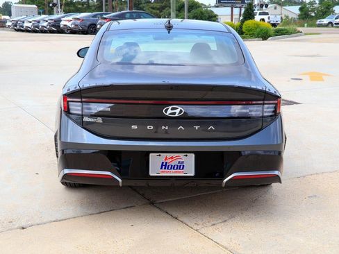 New 2026 Hyundai Sonata SEL FWD image 24