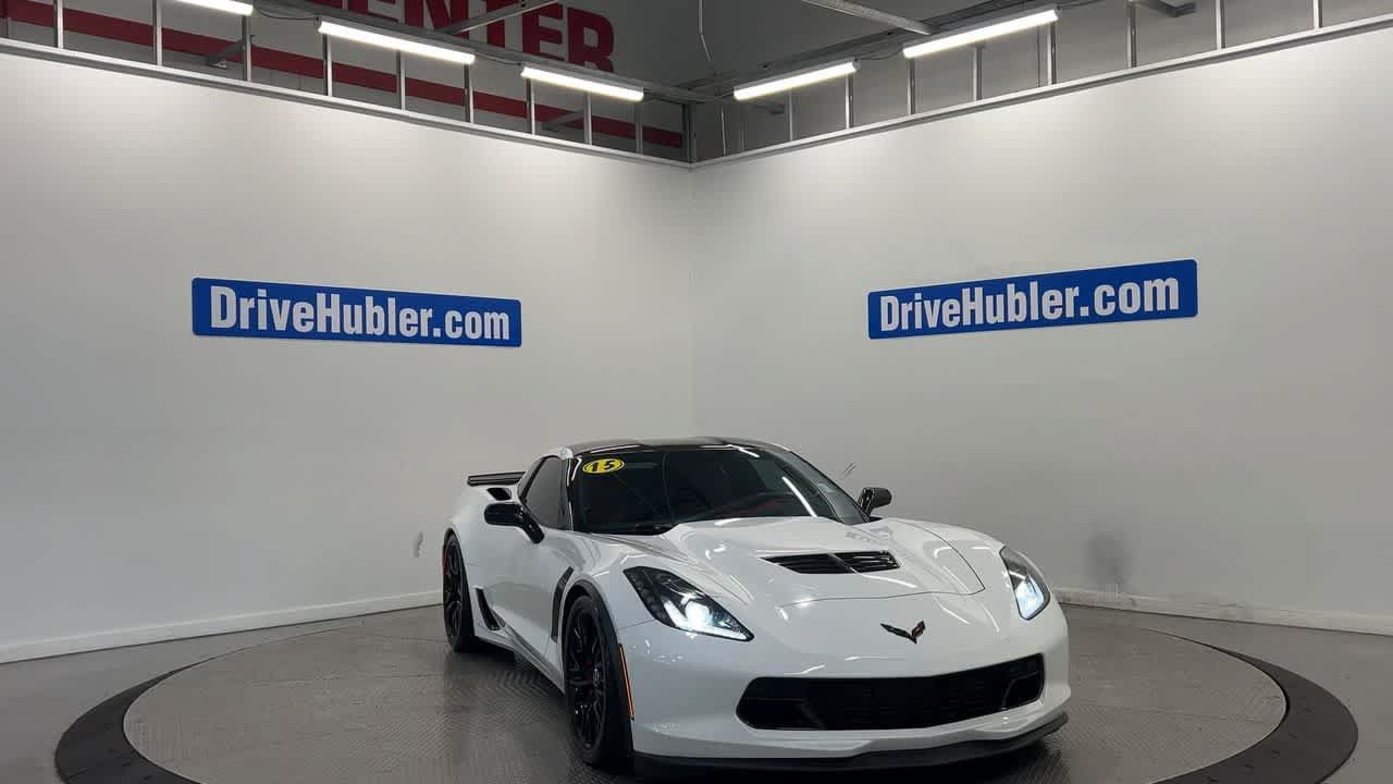 Used 2015 Chevrolet Corvette Z06 w/ 3LZ Preferred Equipment Group RWD image 5