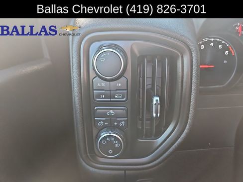 Certified 2019 Chevrolet Silverado 1500 Custom w/ Custom Convenience Package image 17