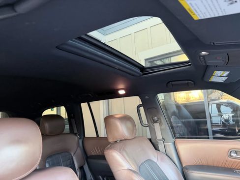 Used 2020 Nissan Armada Platinum w/ Platinum Reserve Package image 34