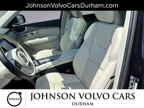 Used 2023 Volvo XC90 B6 Plus AWD/4WD image 13