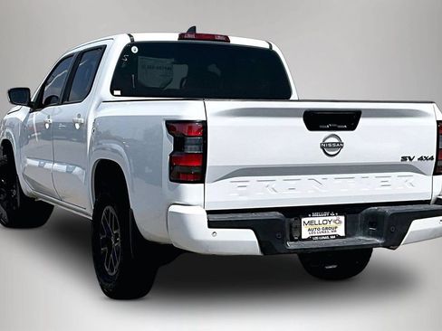 Used 2024 Nissan Frontier SV w/ Technology Package AWD/4WD image 4