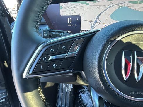 Used 2025 Buick Enclave Preferred image 15