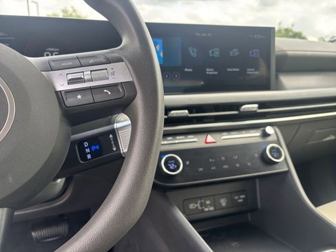 Used 2025 Hyundai Sonata SEL image 40