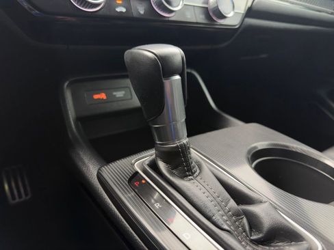 Used 2023 Honda Civic Sport image 18
