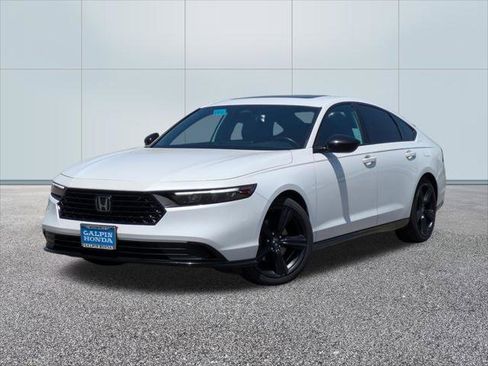 Used 2023 Honda Accord Sport image 1