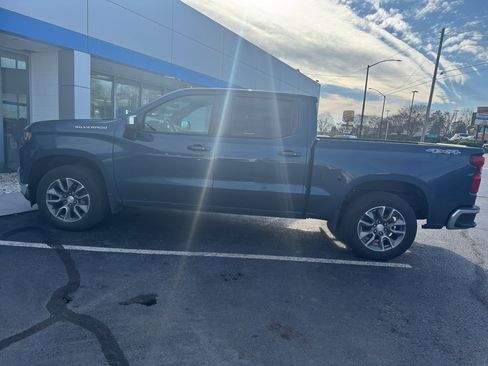 Used 2019 Chevrolet Silverado 1500 LT w/ All-Star Edition image 9