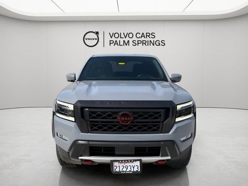 Used 2024 Nissan Frontier Pro-X w/ Pro Convenience Package image 2