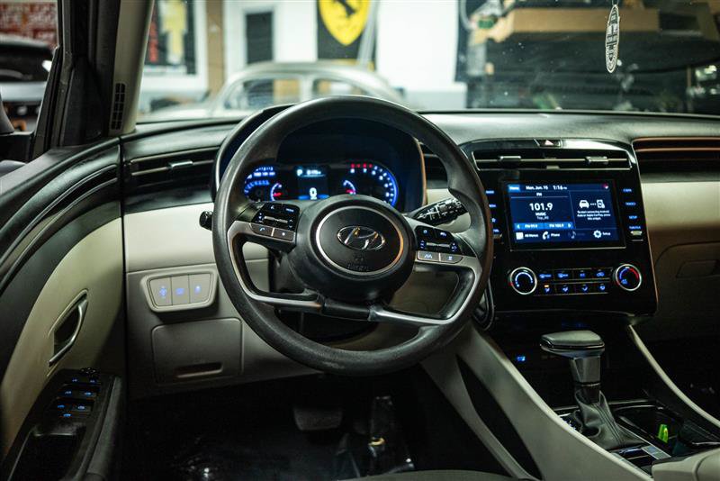 Used 2023 Hyundai Tucson SEL FWD image 16