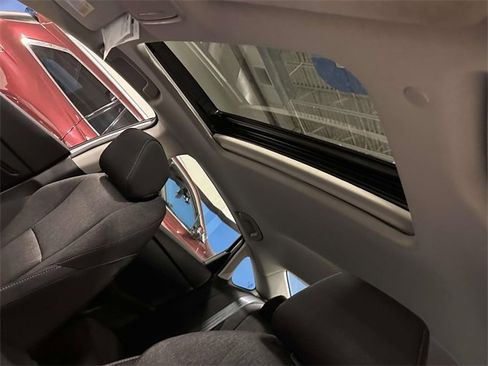 Certified 2023 Honda Accord EX image 13