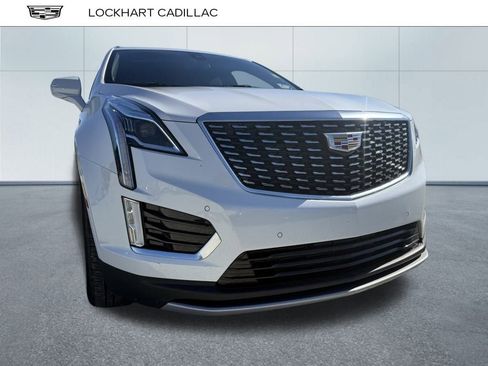 Certified 2025 Cadillac XT5 Premium Luxury image 8
